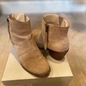 Sole Society Suede Ankle boots